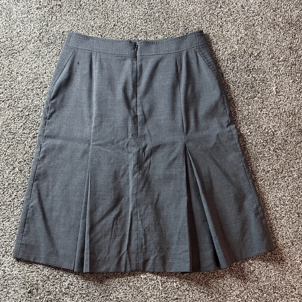 DAMAGED- Brooks Brothers Tollegno 1900 Charcoal Gray Business Work Skirt Size 4P
